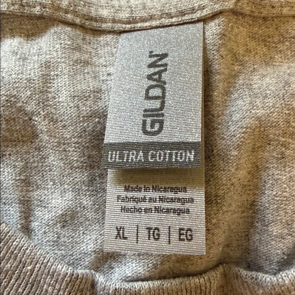 10 Gildan Men's Crewneck T-Shirts  in Heather Gray - Picture 2 of 2